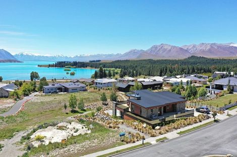 Photo of property in 16 Mistake Drive, Lake Tekapo, 7999