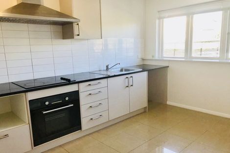 Photo of property in 12 Ferndale Road, Mount Wellington, Auckland, 1060