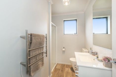 Photo of property in 2/14 Lamorna Road, Parklands, Christchurch, 8083