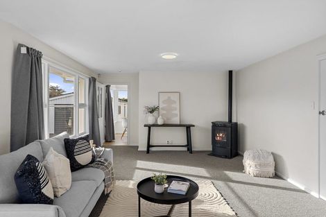 Photo of property in 221 Breezes Road, Aranui, Christchurch, 8061