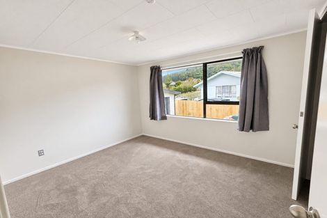 Photo of property in 12 Crystal Place, Pukehangi, Rotorua, 3015