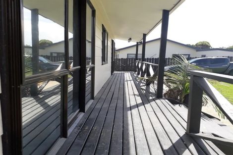Photo of property in 21 Churchill Terrace, Waiuku, 2123