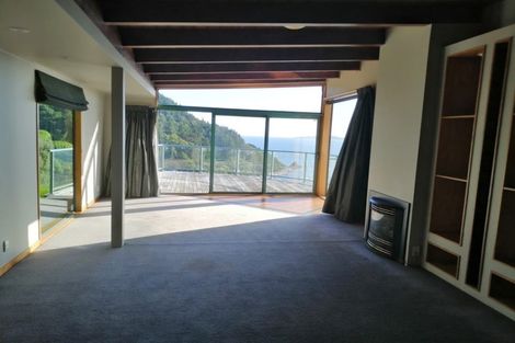 Photo of property in 52 Waitohu Road, York Bay, Lower Hutt, 5013