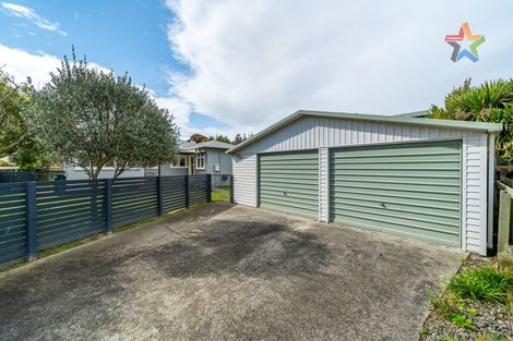 Photo of property in 22 Fuller Grove, Woburn, Lower Hutt, 5010