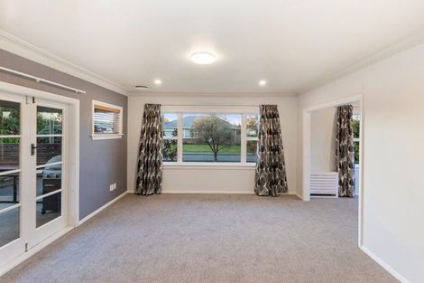 Photo of property in 5 Yeovil Place, St Albans, Christchurch, 8052
