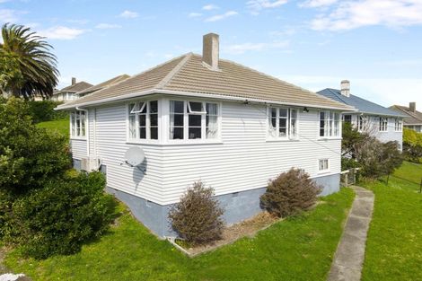 Photo of property in 56 Dimock Street, Titahi Bay, Porirua, 5022