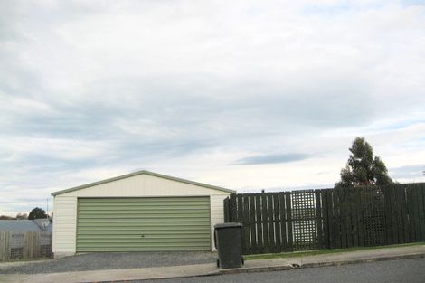 Photo of property in 17 Moir Street, Balclutha, 9230