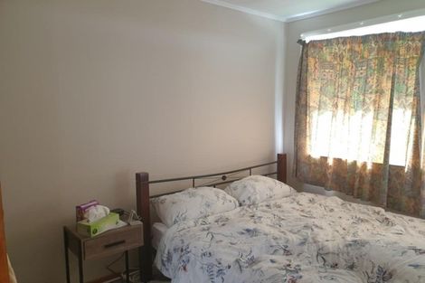 Photo of property in 16 Mawhare Street, Titahi Bay, Porirua, 5022