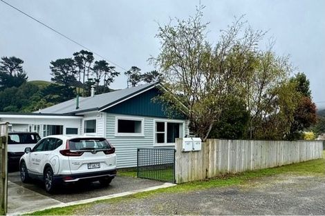 Photo of property in 457 Makara Road, Makara, Karori, 6972