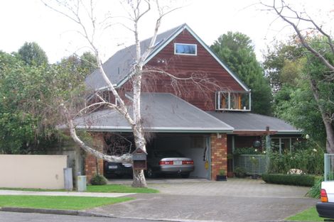 Photo of property in 15 Charnwood Grove, Waikanae, 5036