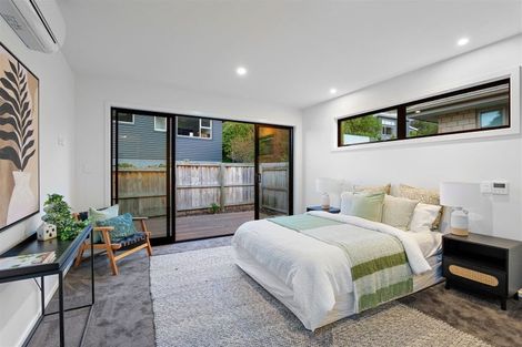 Photo of property in 17 Aratoro Place, Mount Pleasant, Christchurch, 8081