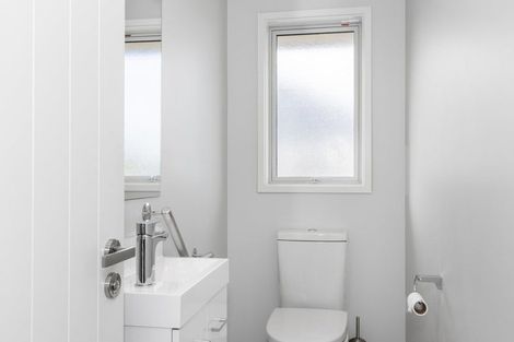 Photo of property in 51 Shortland Street, Wainoni, Christchurch, 8061