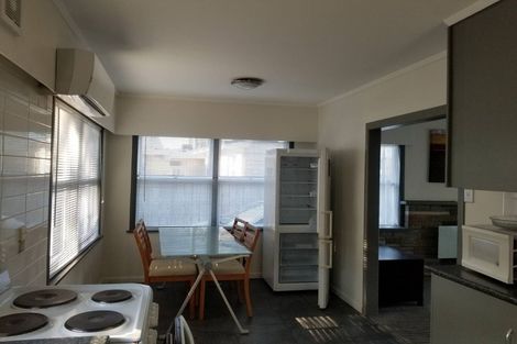 Photo of property in 18 Berkley Avenue, Hillcrest, Hamilton, 3216