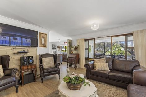 Photo of property in 16 Arthur Crescent, Waikawa, Picton, 7220