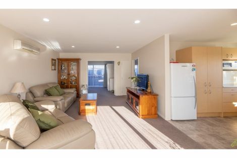 Photo of property in Rivertown Villas, 150 Williams Street, Kaiapoi, 7630