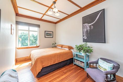 Photo of property in 1 Chester Street, Waverley, 4510