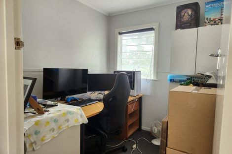 Photo of property in 7 Mcleod Street, Helensville, 0800