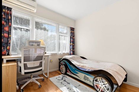 Photo of property in 1/14 Chequers Avenue, Glenfield, Auckland, 0629