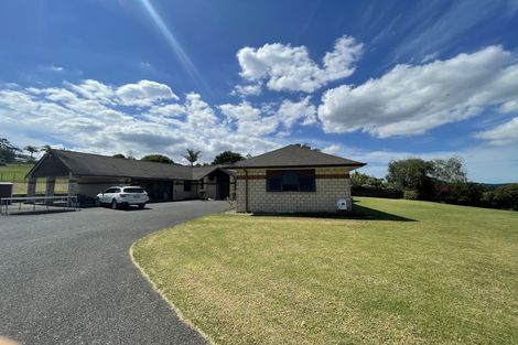 Photo of property in 9 Broadwood Rise, Kumeu, 0892