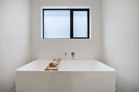 Photo of property in 150 Howden Drive, Jacks Point, 9371