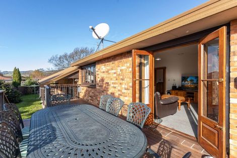 Photo of property in 6 O'halloran Drive, Halswell, Christchurch, 8025