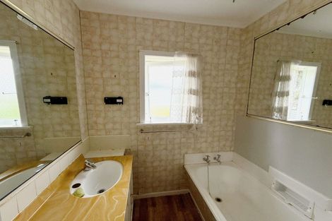 Photo of property in 18 Forbes Road, Favona, Auckland, 2024