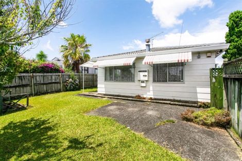 Photo of property in 1/116 Seabrook Avenue, New Lynn, Auckland, 0600