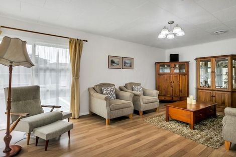 Photo of property in 51 Christmas Road, Manurewa, Auckland, 2102