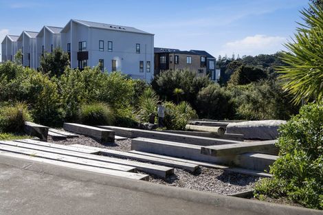 Photo of property in 6 Mayfly Lane, Hobsonville, Auckland, 0616