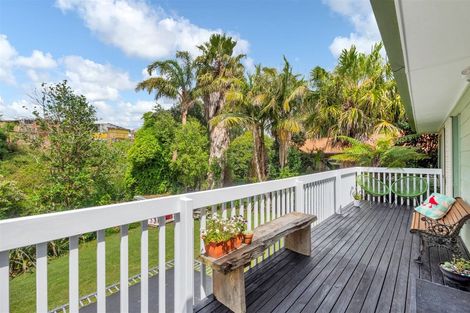 Photo of property in 44a Riserra Drive, Ranui, Auckland, 0612