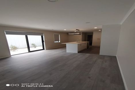 Photo of property in 30 Combat Street, Papakura, 2110