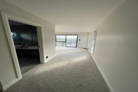 Photo of property in 8 Cavalli Road, Long Bay, Auckland, 0630