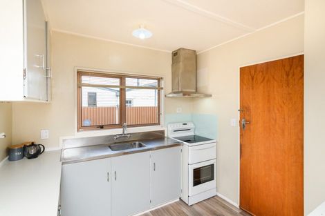 Photo of property in 15a Carthew Street, Feilding, 4702