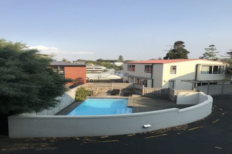 Photo of property in 6m Carlton Gore Road, Grafton, Auckland, 1023