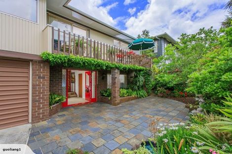 Photo of property in 68 Meadowvale Avenue, Forrest Hill, Auckland, 0620