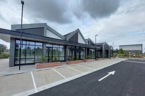 Photo of property in 14 Port Way, Rosehill, Papakura, 2113