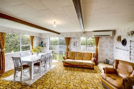 Photo of property in 155 School Road, Clive, 4102