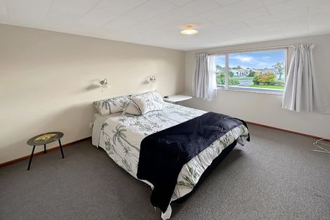 Photo of property in 681 Tay Street, Hawthorndale, Invercargill, 9810