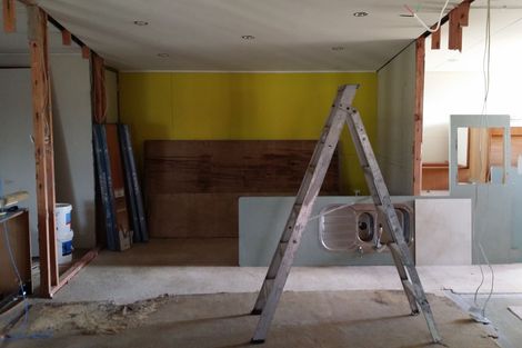 Photo of property in 2 London Street, Eltham, 4322