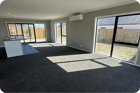 Photo of property in 3 Rotoiti Place, Paraparaumu, 5032
