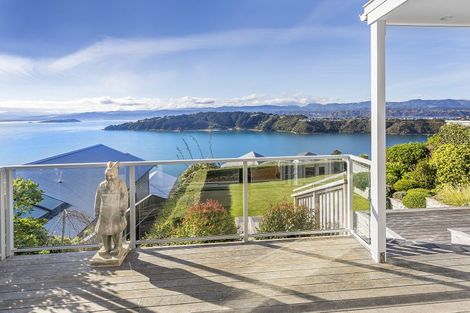 Photo of property in 56a Roseneath Terrace, Roseneath, Wellington, 6011