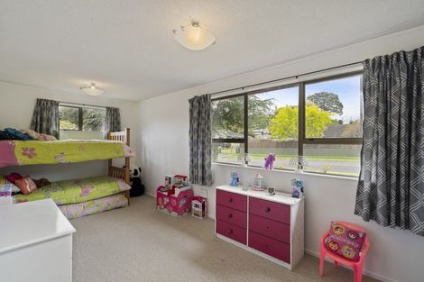 Photo of property in 1 Cedar Place, Westown, New Plymouth, 4310