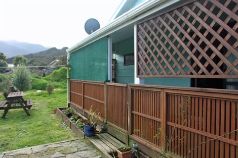 Photo of property in 13 Stafford Street, Blackball, 7804