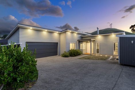 Photo of property in 48 Falcon Drive, Welcome Bay, Tauranga, 3112