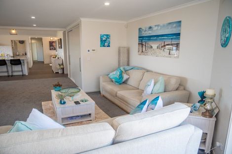 Photo of property in 11 Midgard Road, Coopers Beach, 0420