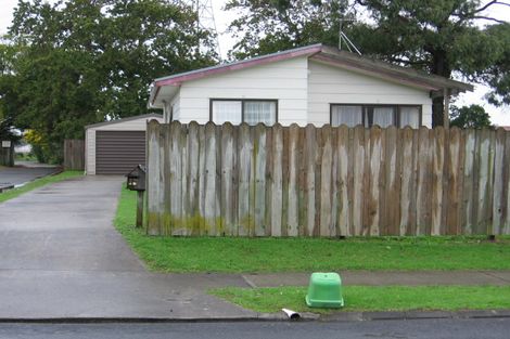 Photo of property in 28 Aurea Avenue, Pakuranga, Auckland, 2010