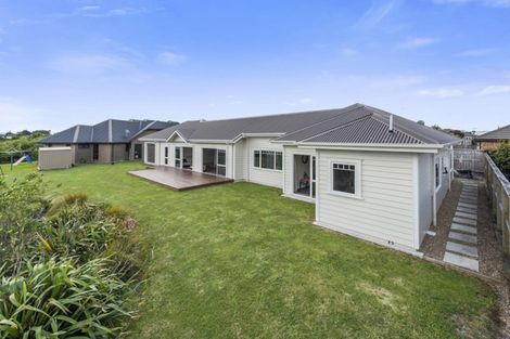 Photo of property in 162 Saint James Drive, Huntington, Hamilton, 3210