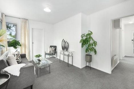 Photo of property in 3 Bateman Avenue, Bryndwr, Christchurch, 8053