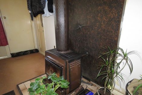 Photo of property in 63 Romilly Street, Westport, 7825