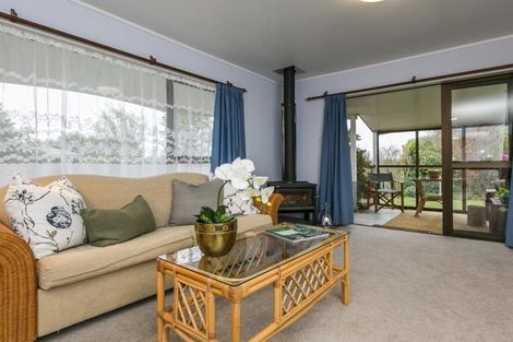 Photo of property in 6a Brookvale Road, Havelock North, 4130